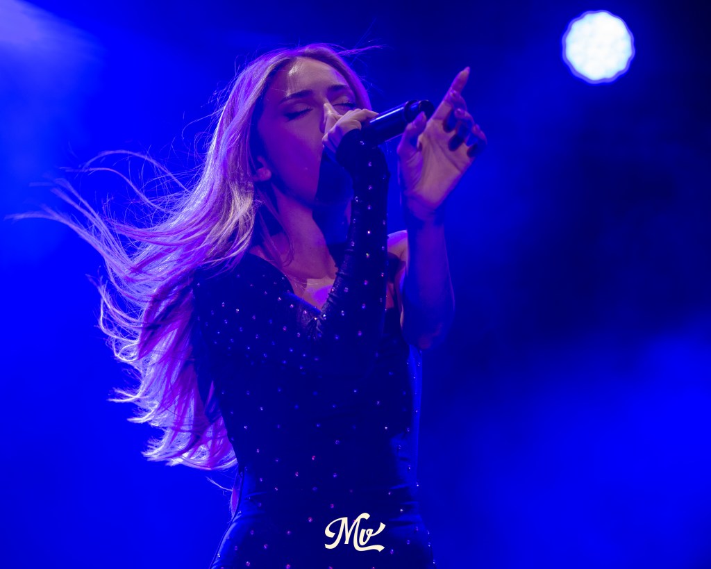 Ana Mena se estrenó como Mejor Artista Nacional en La Fica&nbsp;(Murcia)