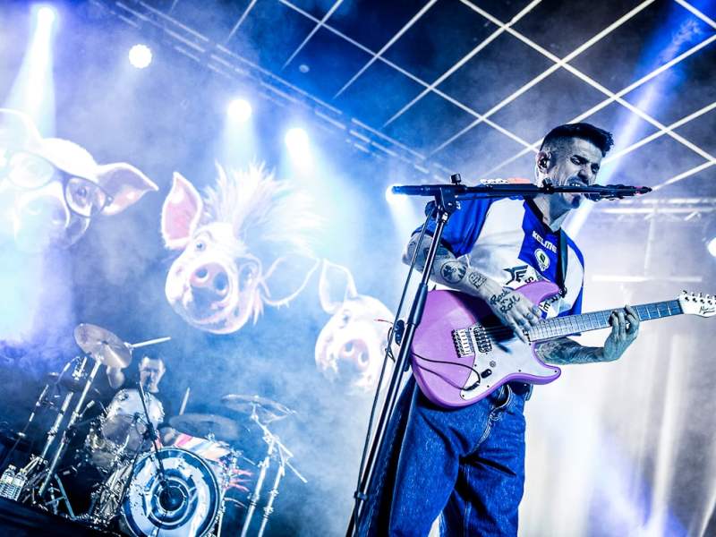 Pignoise revienta The One en Alicante con un sold out y un guiño al&nbsp;fútbol