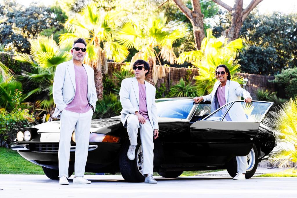 Café Quijano regresa a Alicante con su gira «Miami 1990»