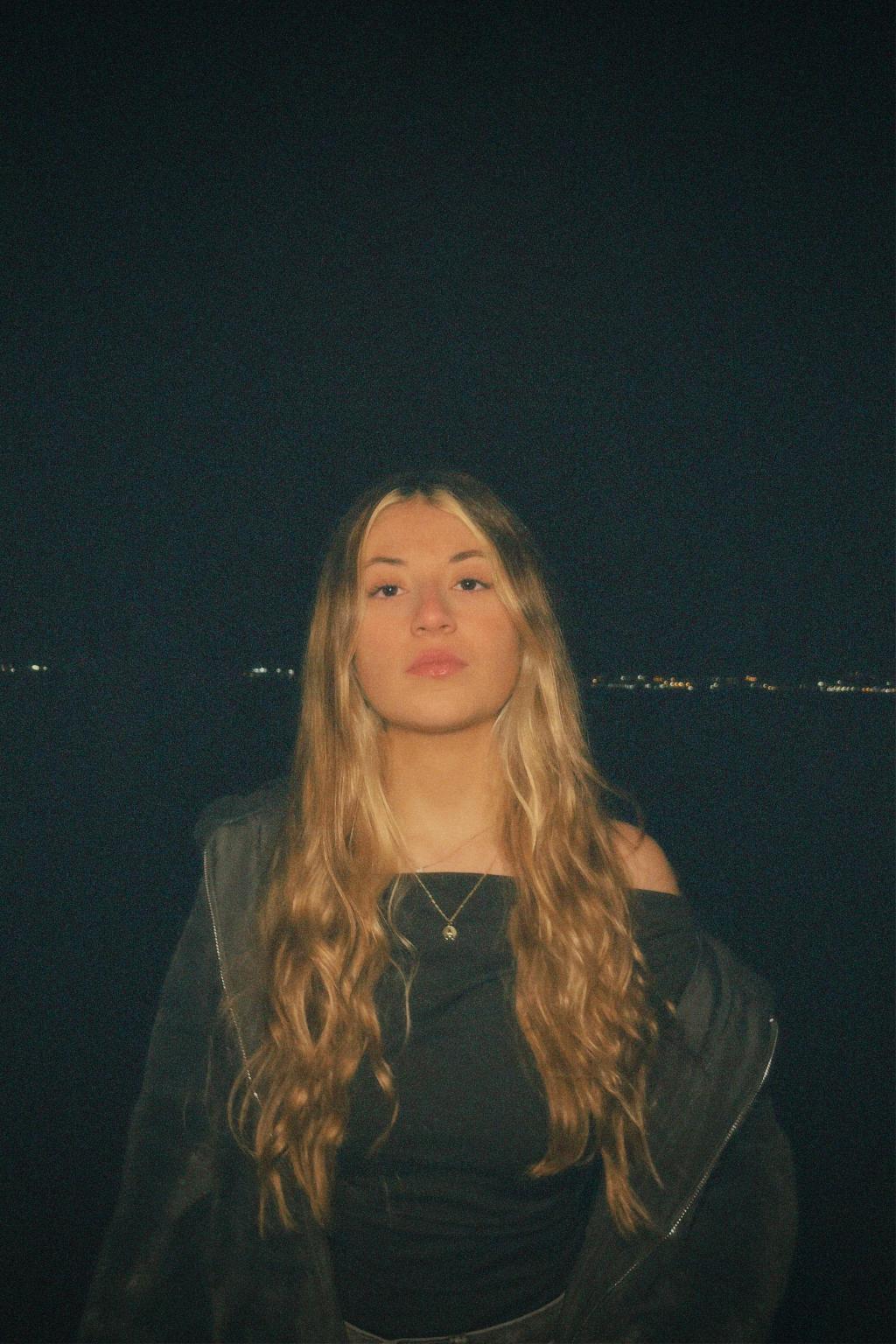 Adriana Tonda presenta&nbsp;«Pídeme»