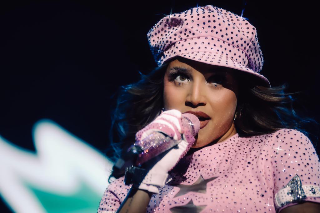 Emilia Mernes actúa este domingo en La Plaza de Toros de&nbsp;Murcia