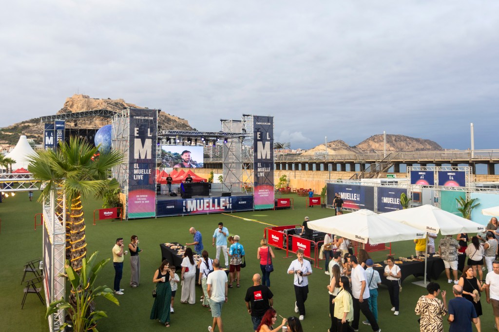 Zarpa ‘El Muelle Live’ en&nbsp;Alicante