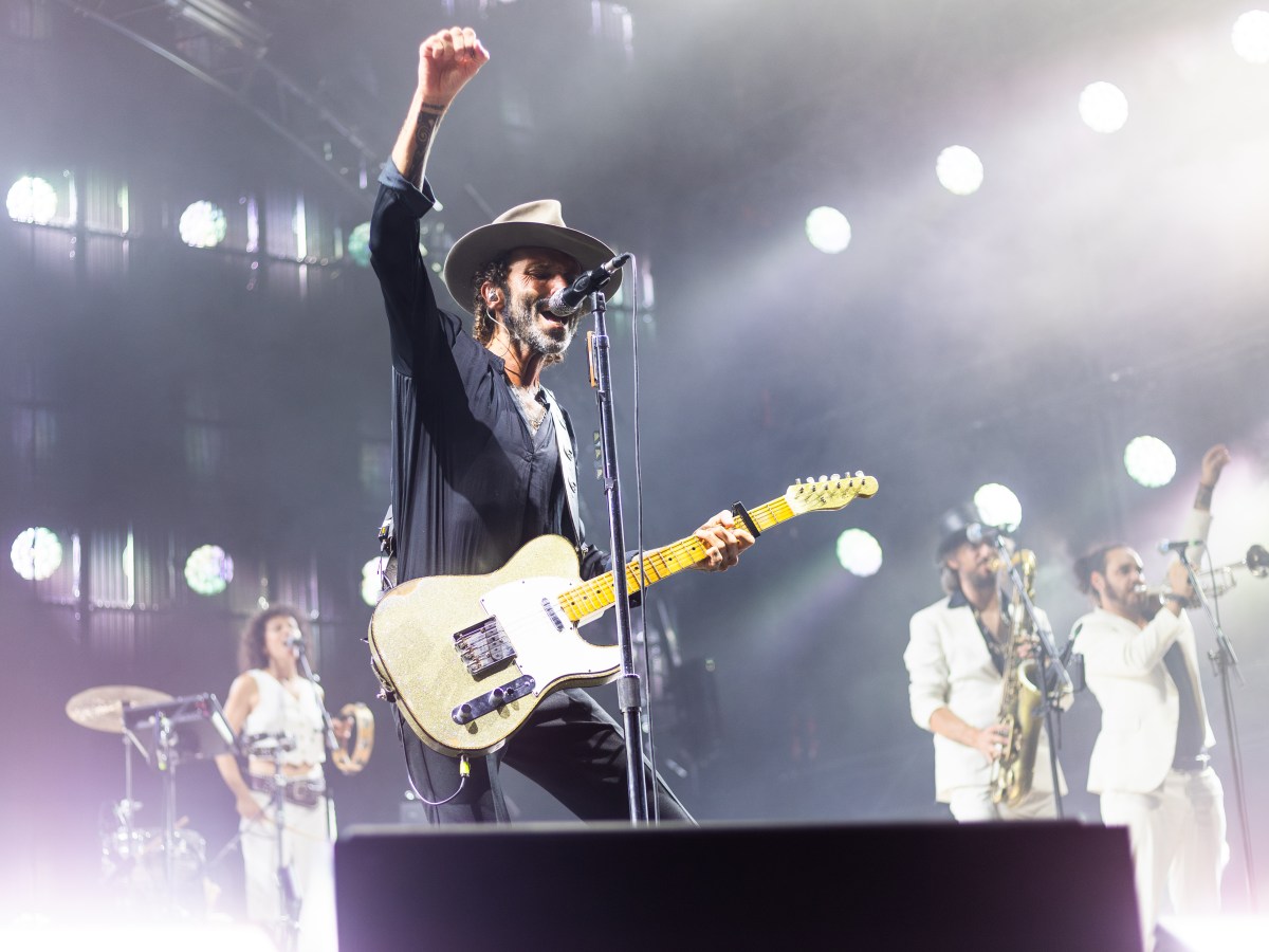 Leiva y su tour Gigante despiden la temporada de Área 12 ante más de 12.000&nbsp;personas