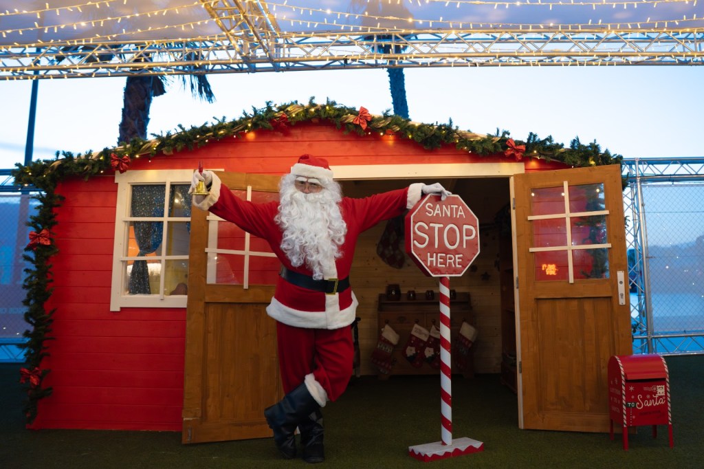 Navalia, el pueblo de la Navidad en Alicante, ya ha abierto sus&nbsp;puertas